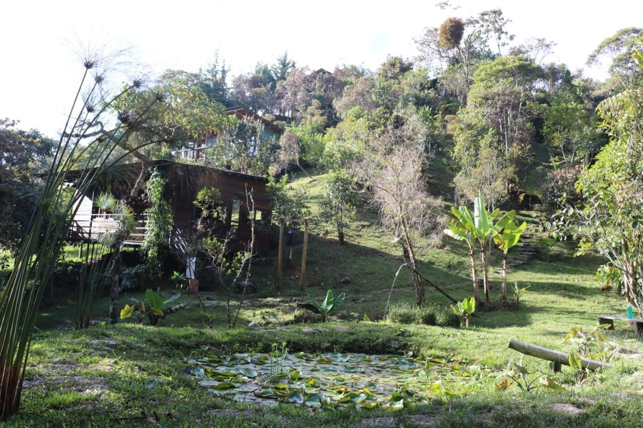 La Casa De Loto Retreat Guatapé Esterno foto
