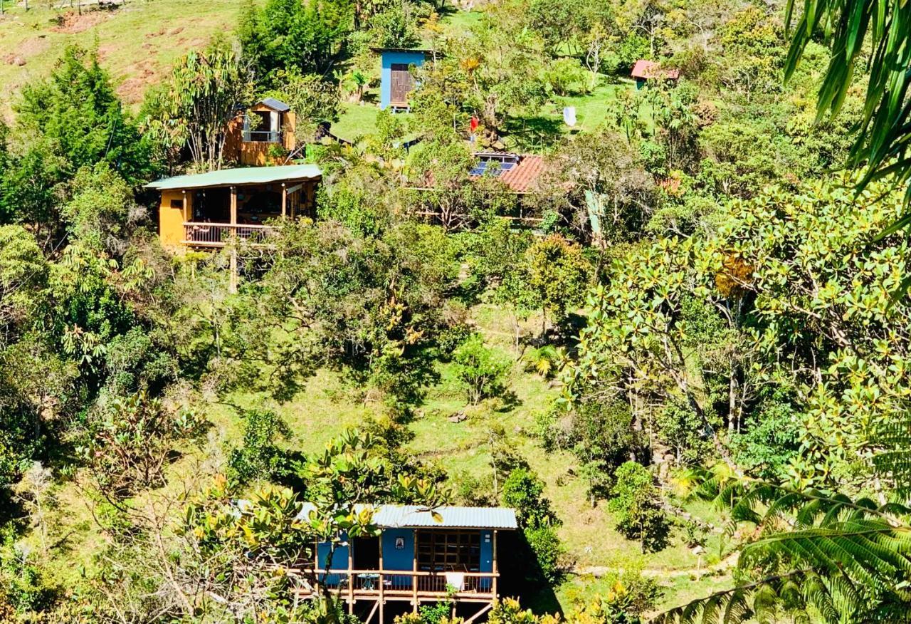 La Casa De Loto Retreat Guatapé Esterno foto