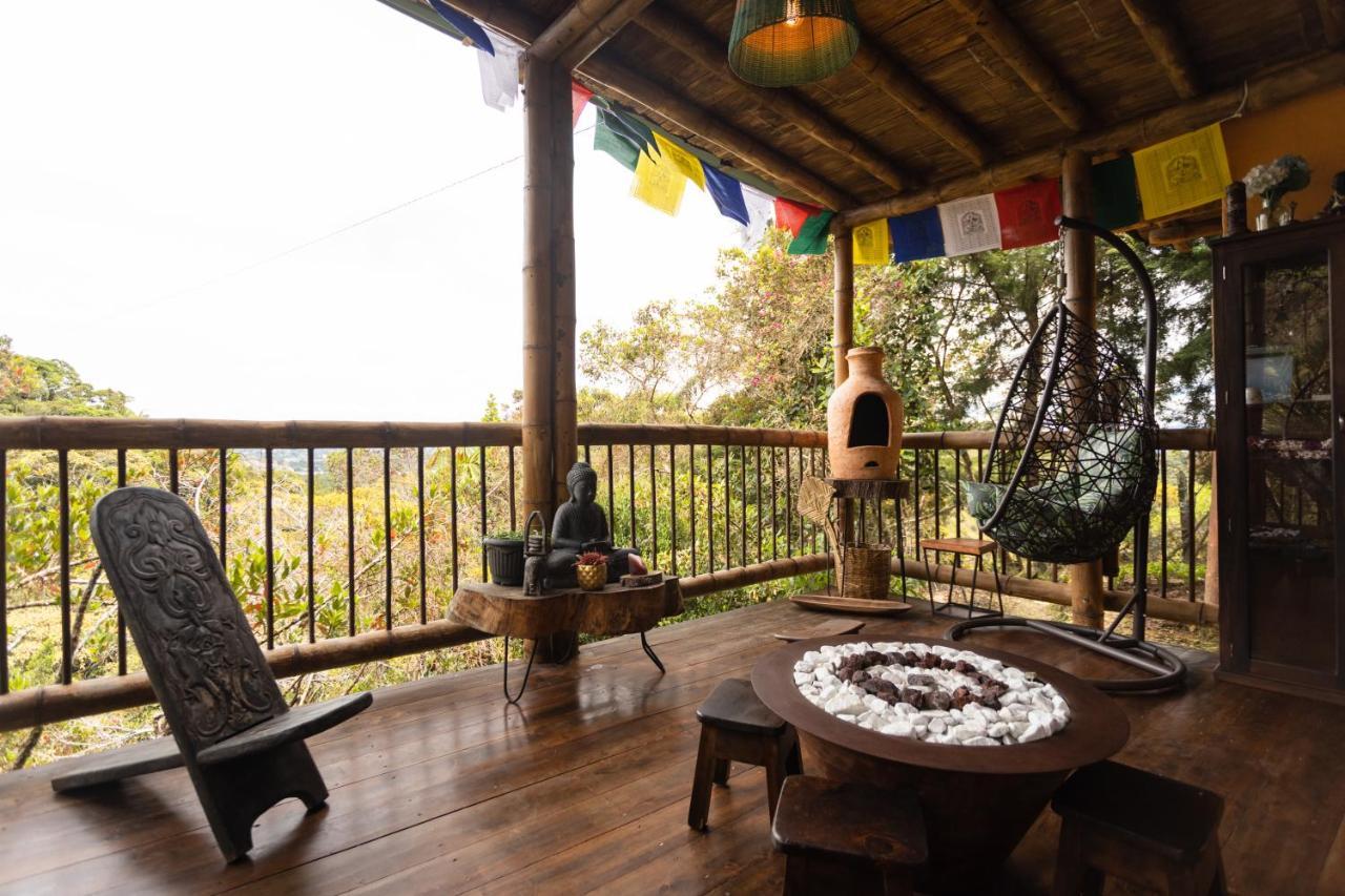 La Casa De Loto Retreat Guatapé Esterno foto